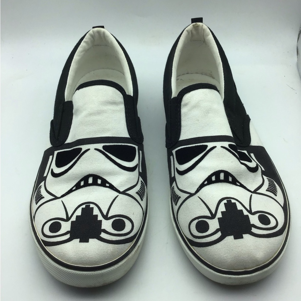 Gap Star Wars slip on sneakers. Storm Troopers. 6.5